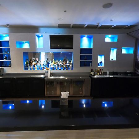 Costa Bahia Hotel, Convention Center And Casino Гуаянілья Екстер'єр фото