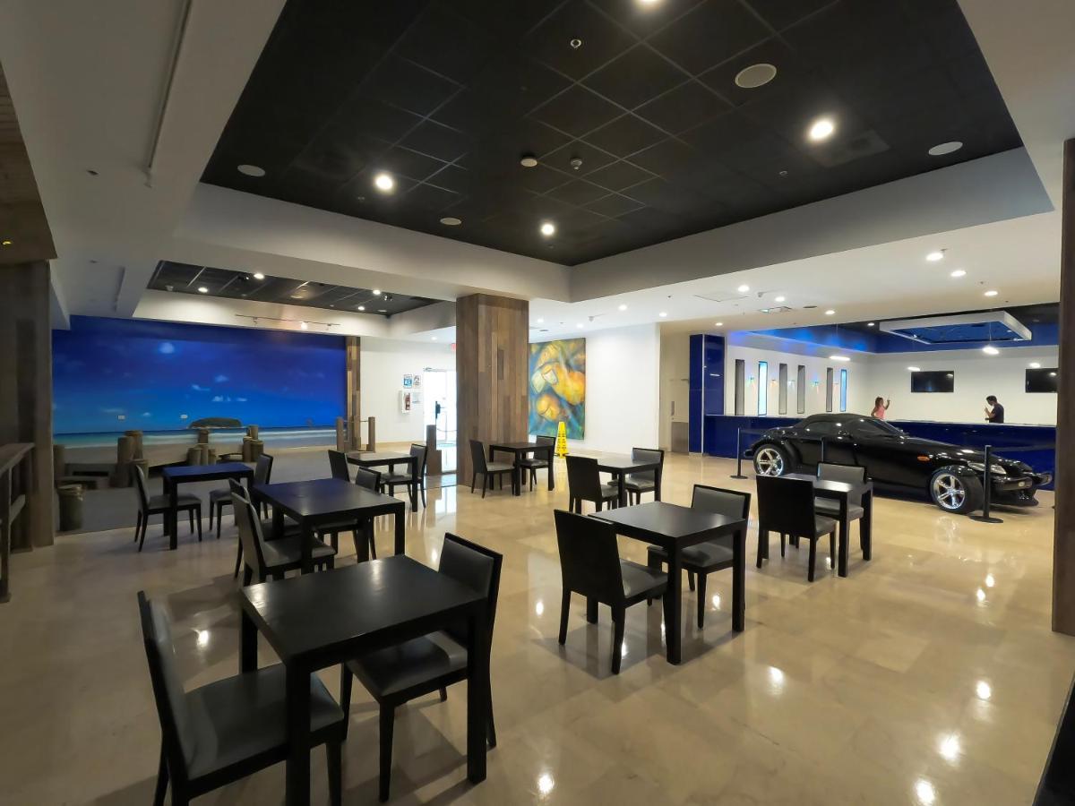 Costa Bahia Hotel, Convention Center And Casino Гуаянілья Екстер'єр фото